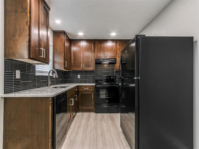 Building Photo - 1626 Denison Dr