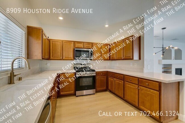 Building Photo - 8909 Houston Ridge Ave