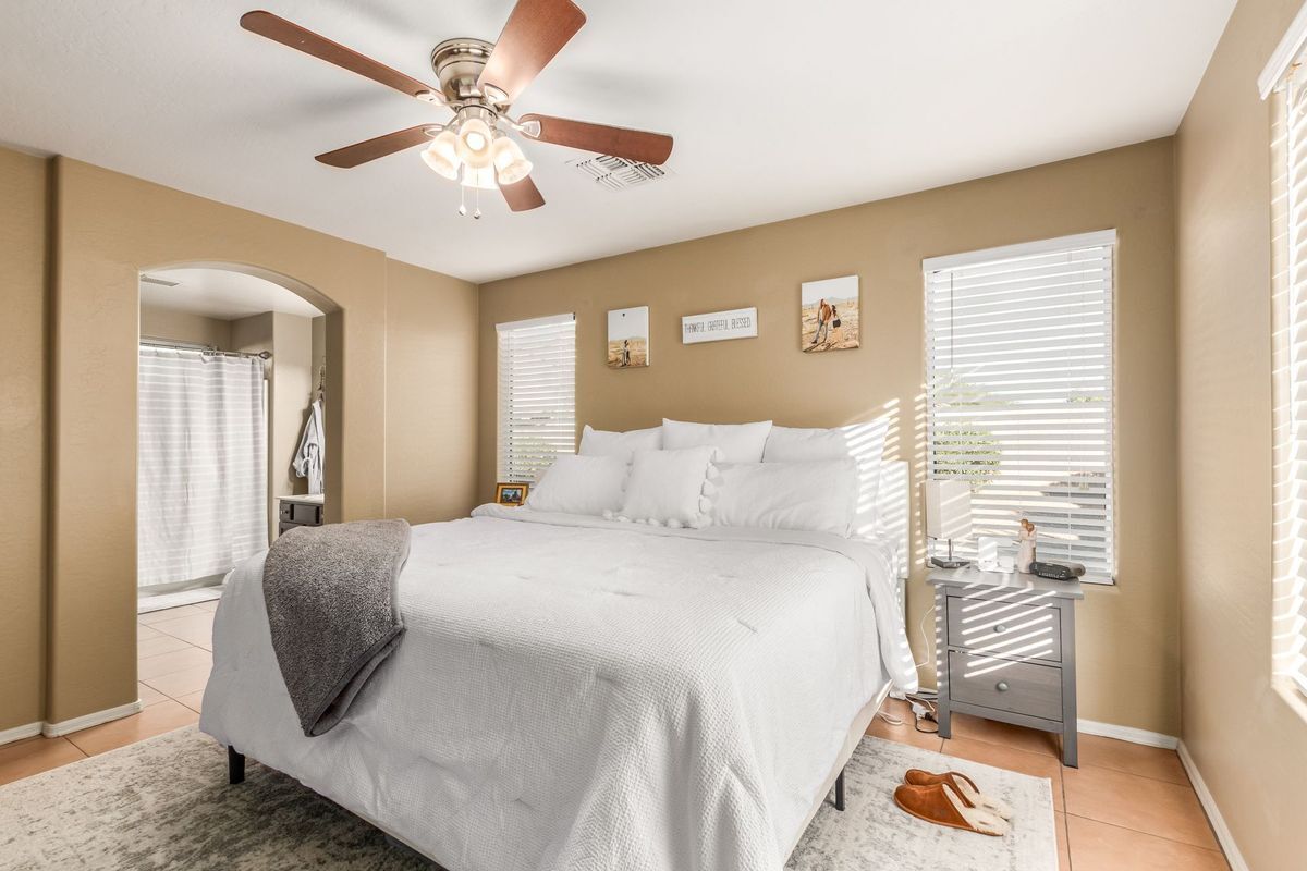 Master Bedroom - 2213 S 65th Dr