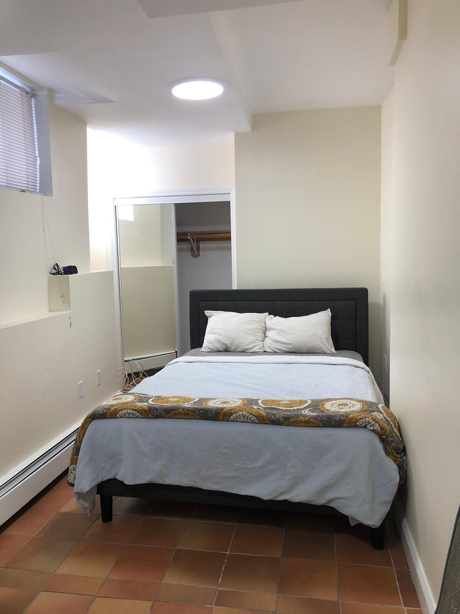 Building Photo - 109 Strathmore Rd