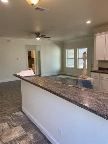 Building Photo - 2550 Eugene St