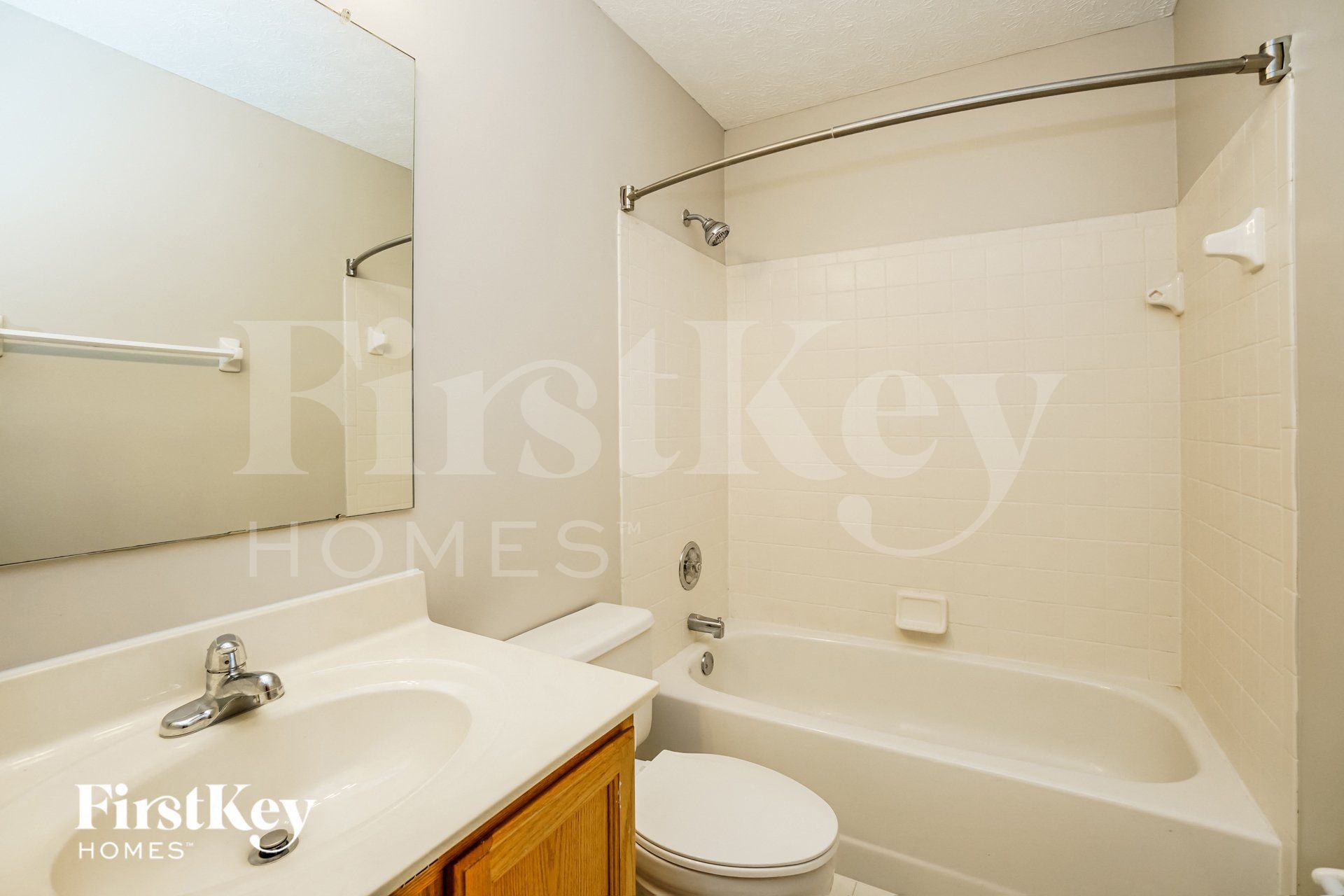 Building Photo - 5856 Oldenburgh Way