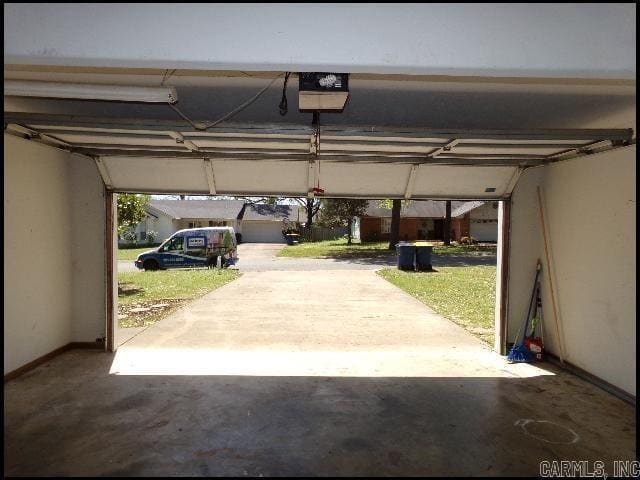 Building Photo - 19 Fox Run Cir