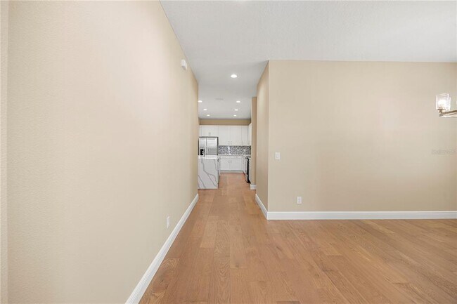 Building Photo - 2049 Heart Lk Dr