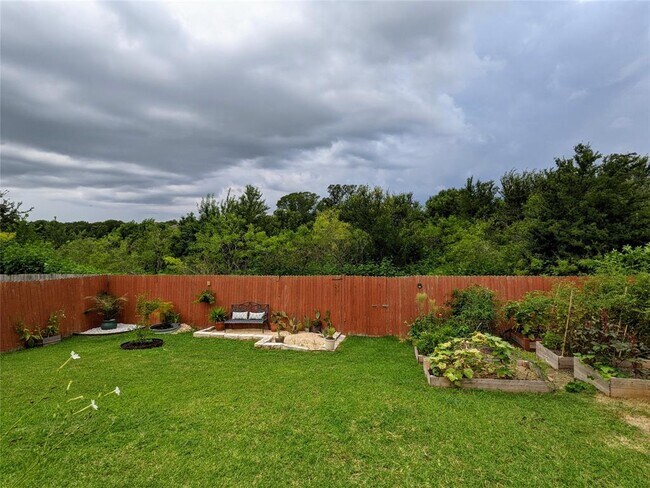 Building Photo - 5508 Nelson Oaks Dr