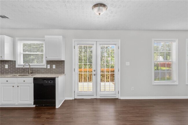 Building Photo - 1616 Amhearst Oaks Ct