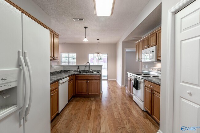 Building Photo - 114 Clover Ridge Dr