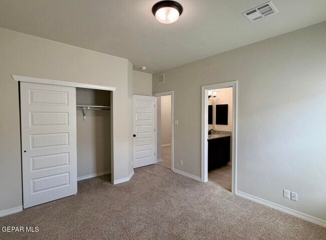 Building Photo - 7409 Scarlet Oak Pl