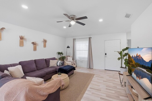 Building Photo - 2829 Wyoming St