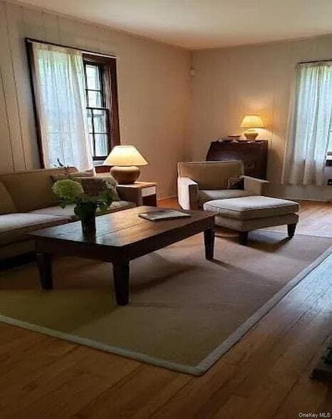 Building Photo - 717 Spring Lake Rd