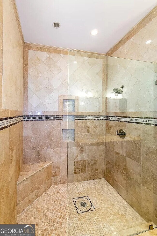 Building Photo - 1282 Monroe Dr NE