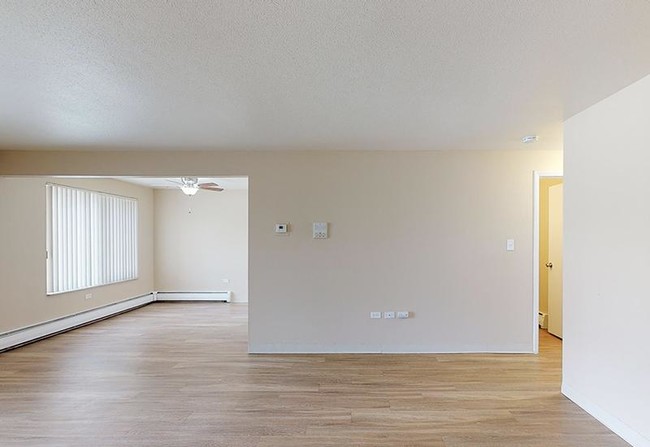 Building Photo - 2 bedroom in Lakewood CO 80214