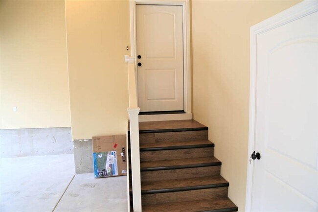 Building Photo - New Home! 5 Bedroom, Bonus Room, 6 Bathrooms