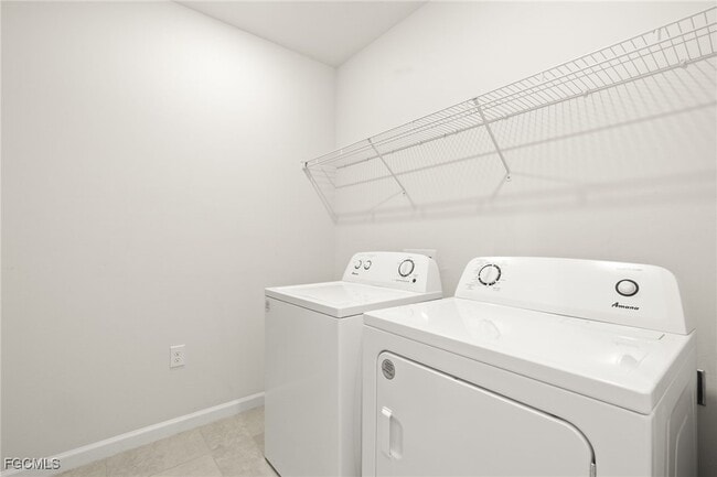 Building Photo - 10891 Firebush Cir