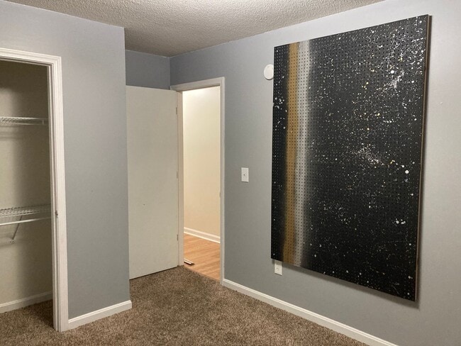 Building Photo - NEW YEAR & New and Improved Price