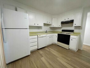 Building Photo - 12121 W Nevada Dr