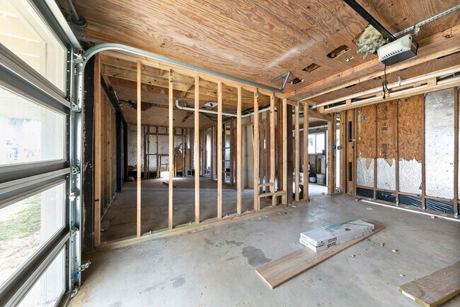 Building Photo - 13014 John Reynolds Rd