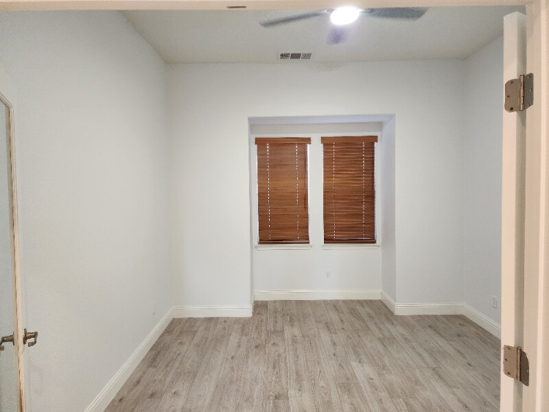 Building Photo - 1168 Pimento Dr