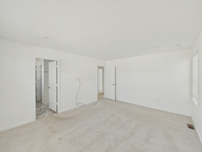 Building Photo - 24485 E Atlantic Dr