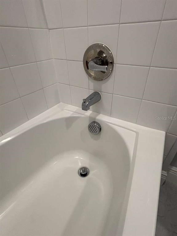 Building Photo - 1174 Haines Dr