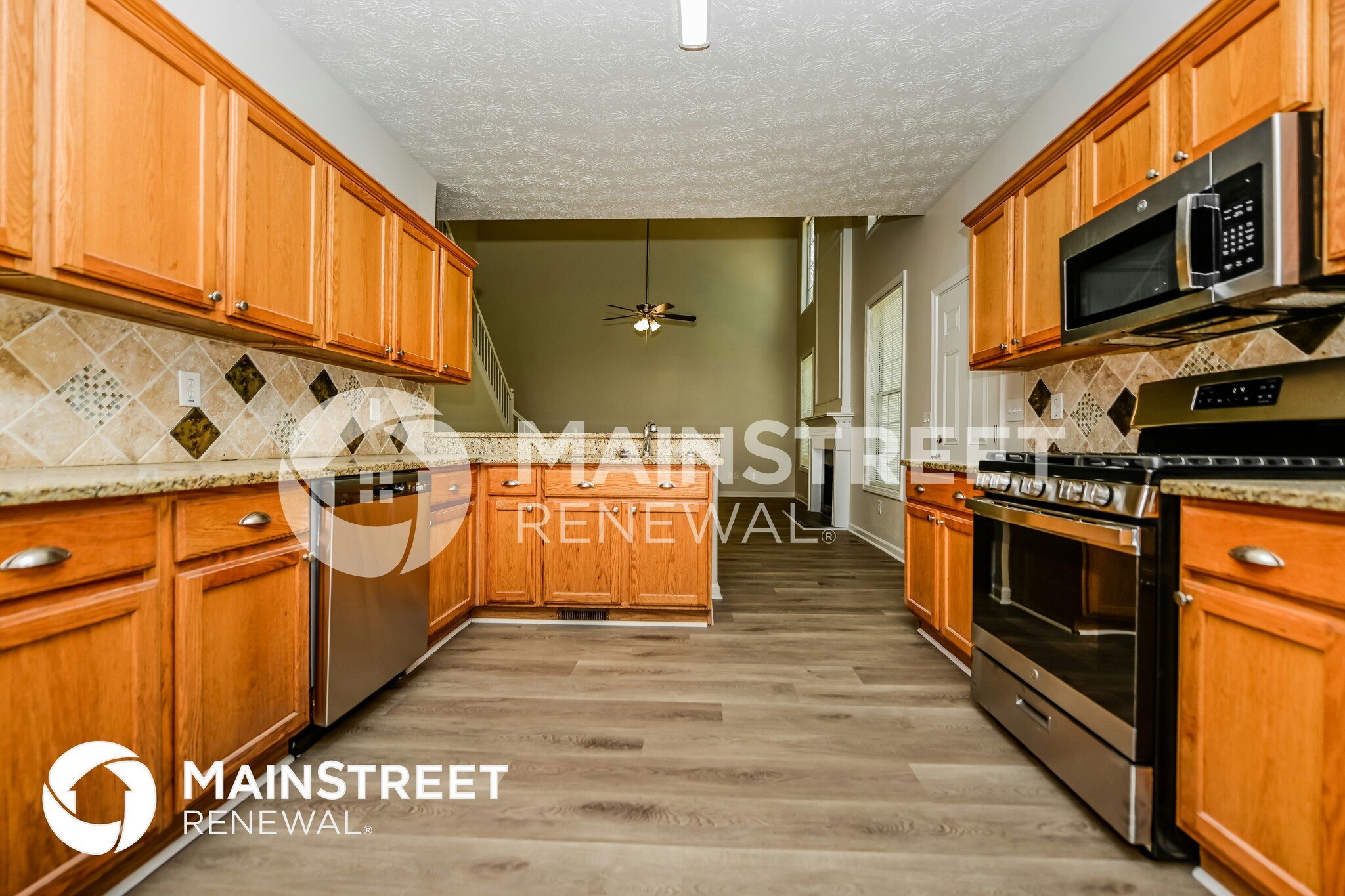 Building Photo - 520 Hilly Ct