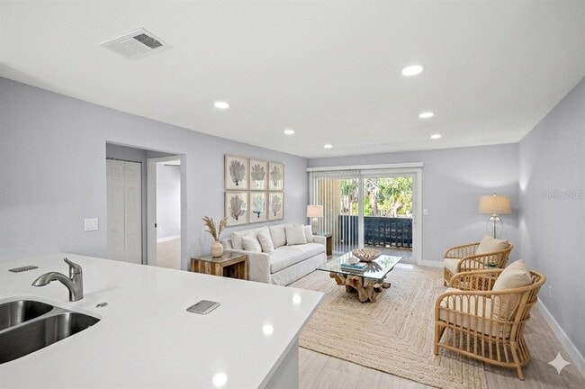 Building Photo - 3453 Clark Rd