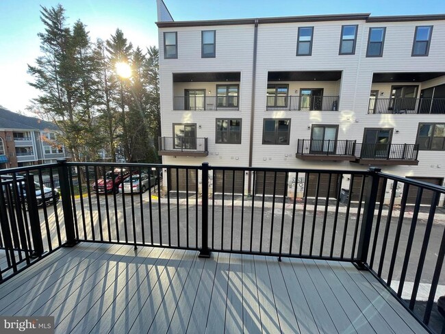 Building Photo - 4161 Red Mulberry Dr