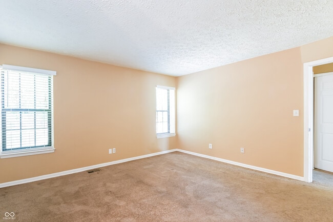 Building Photo - 6854 Scotia Ct