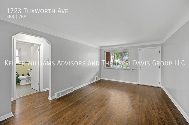 Building Photo - 1723 Tuxworth Ave