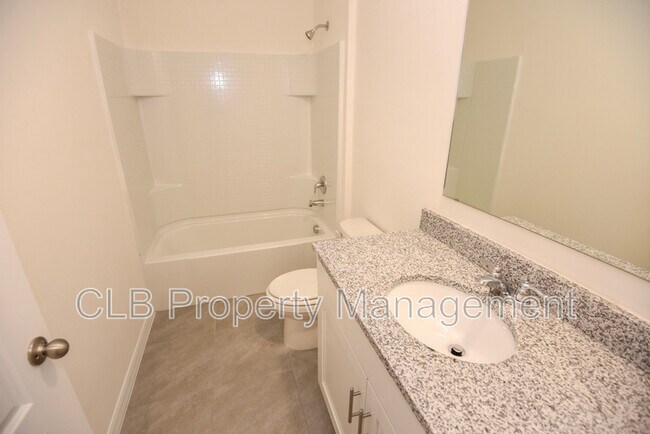 Building Photo - 149 Reena Dr