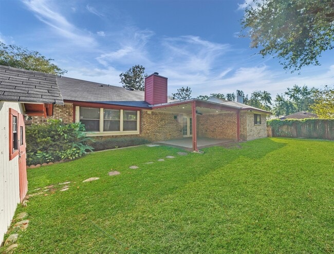 Building Photo - 2304 Colleen Dr