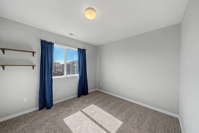 Building Photo - 9515 Bryce Canyon Dr