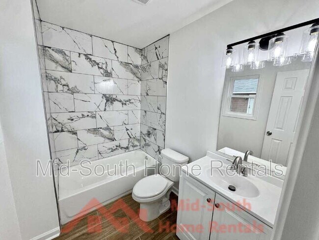 Building Photo - 581 Gilleas Rd