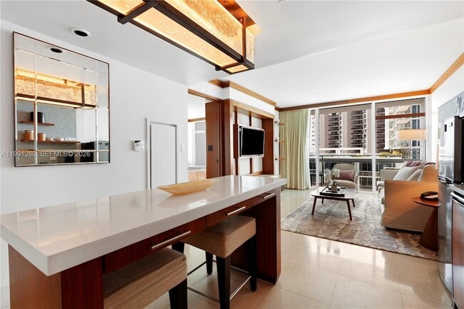 Building Photo - 6801 Collins Ave