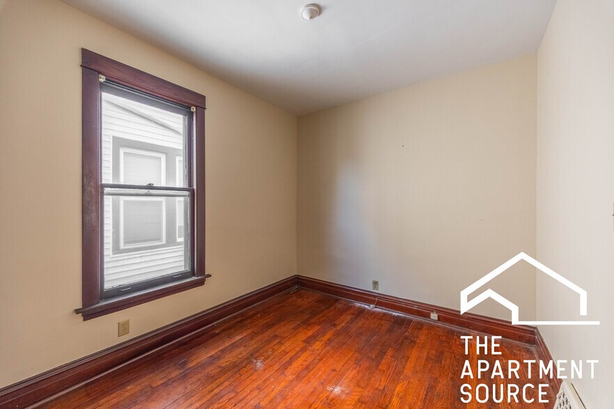 Building Photo - 5311 W Berenice Ave