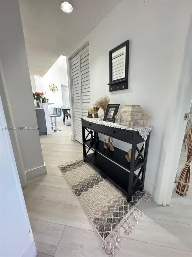 Building Photo - 8801 Wiles Rd