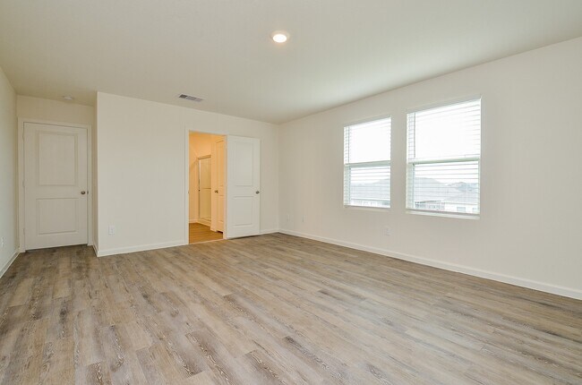 Building Photo - 27314 Clear Breeze Dr