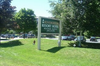 Building Photo - 48 Cooper Memorial Dr