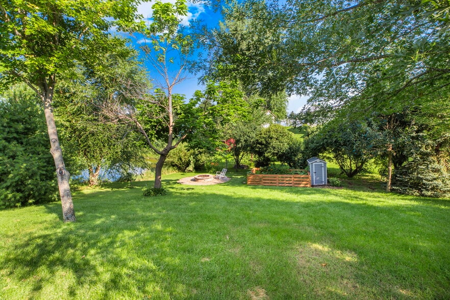 Building Photo - 5341 Mallard Ln