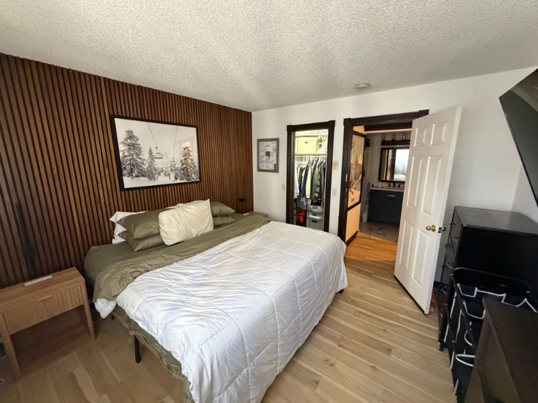 Building Photo - 414 W Beaver Creek Blvd