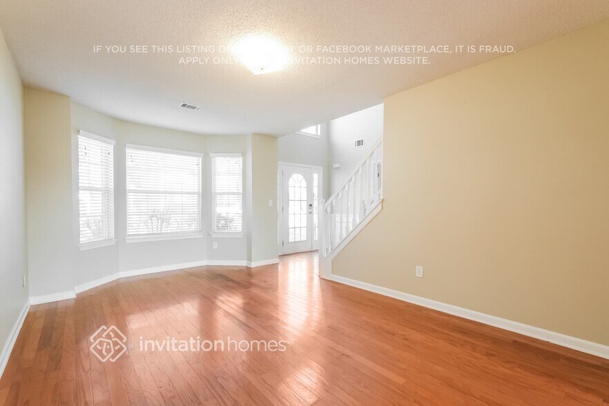 Building Photo - 1874 Tulip Petal Rd