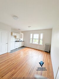 Building Photo - 39 Charter Oak Pl