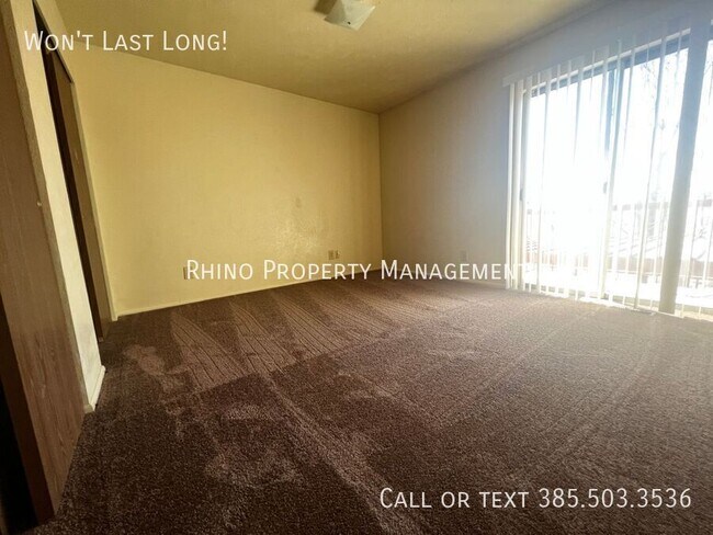 Building Photo - 463 N 1465 W