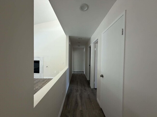 Building Photo - 70451 Cobb Rd