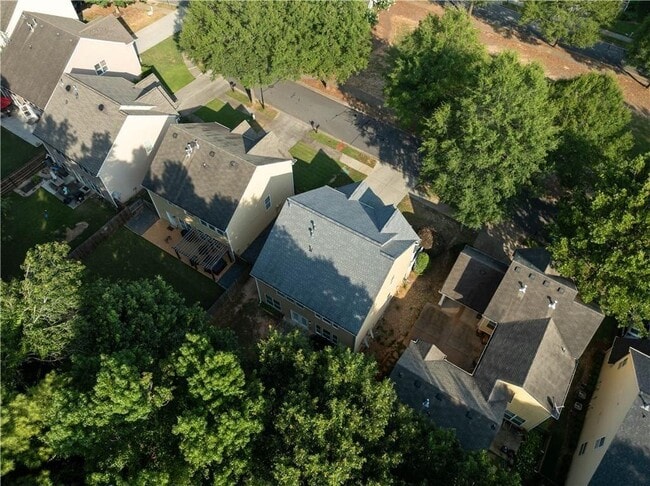 Building Photo - 3127 Wyesham Cir