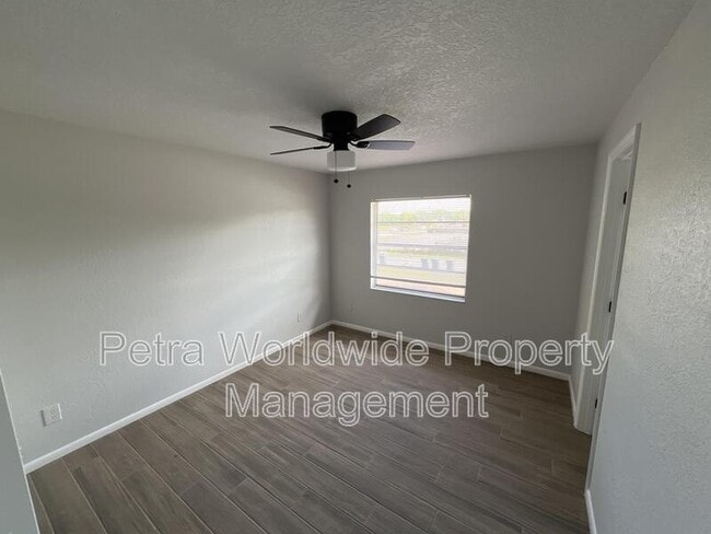Building Photo - 2309 K-Ville Ave