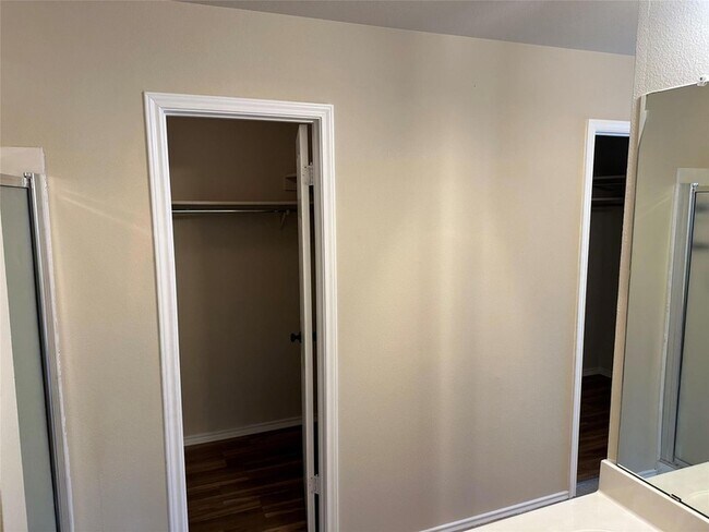 Building Photo - 1629 Balsam Way