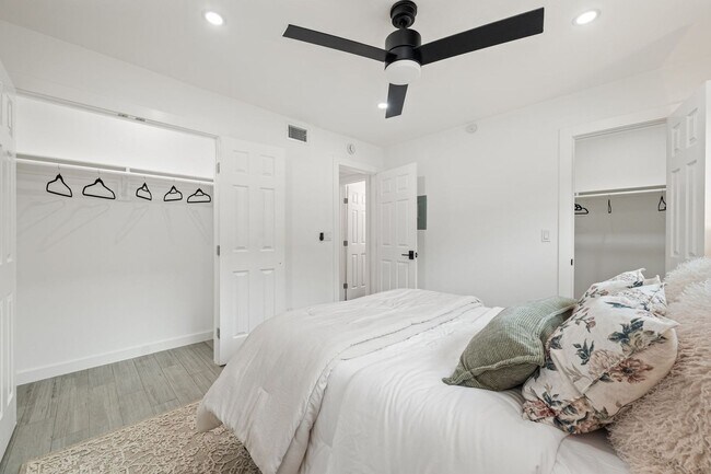 Building Photo - Adelynn At Mueller