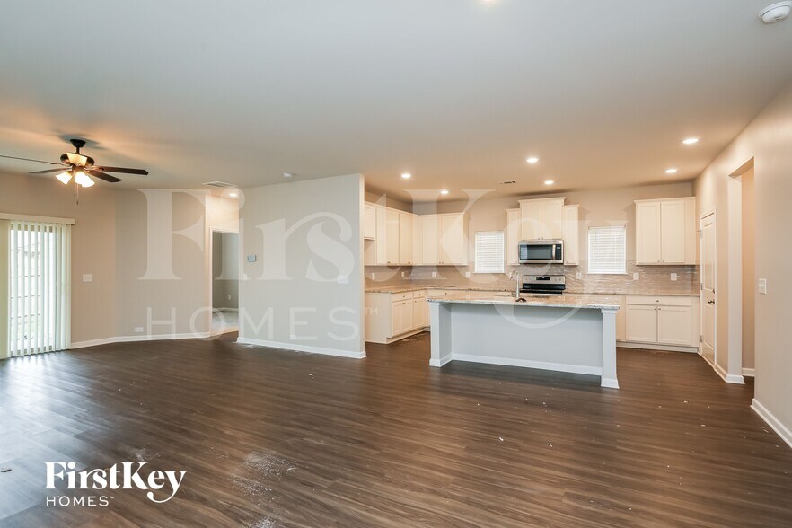 Building Photo - 2476 Morgan Spring Ln