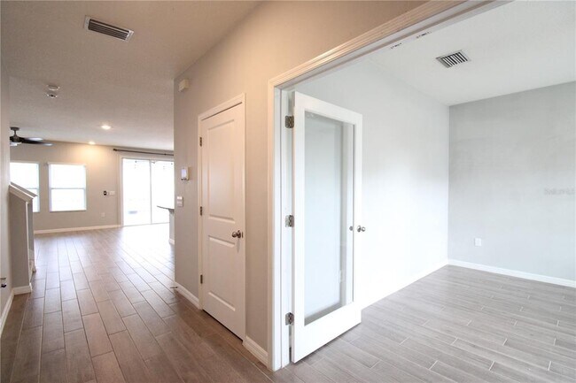 Building Photo - 1462 NW 136th St